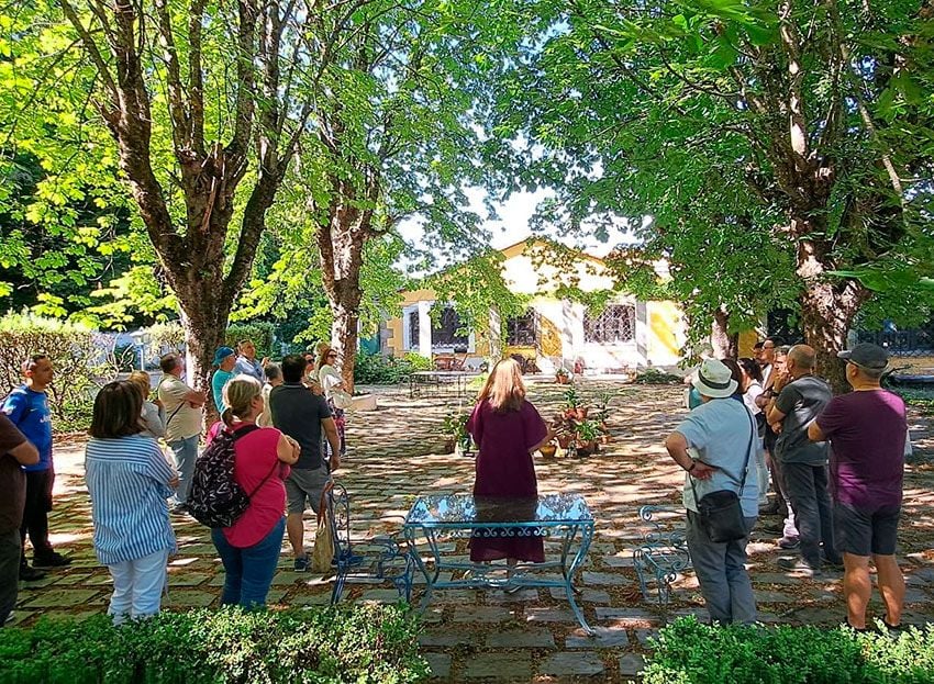 Jardín Histórico “El Coto de Ntra. Sra. del Carmen, Peñacaballera, sierras de  Béjar, Salamanca