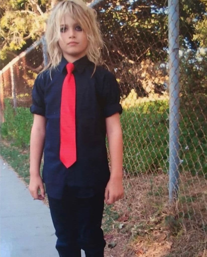 Cindy Crawford compartió una foto del recuerdo de su hijo, Presley, como todo un niño Emo