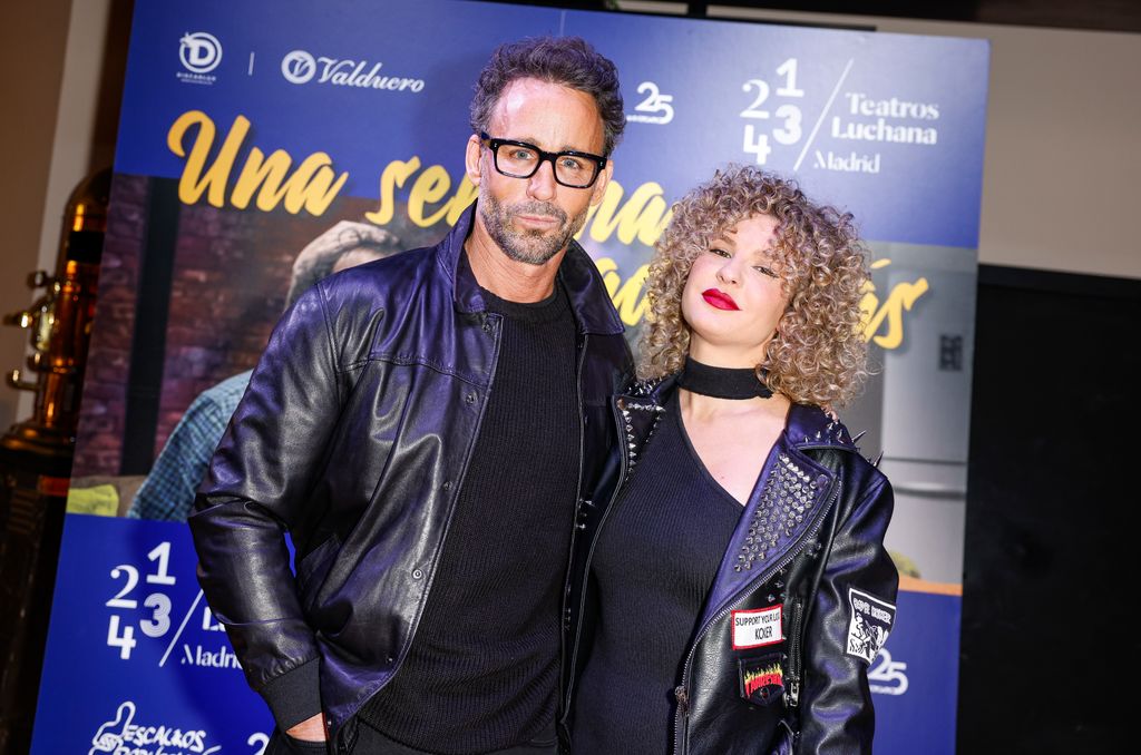 Sheila Casas and Álvaro Muñoz Escassi at the photocall of the play Una semana nada más in Madrid. January 22 2025