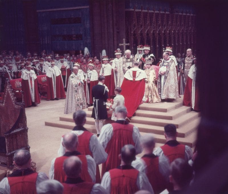Felipe de Edimburgo en la coronación de Isabel II 