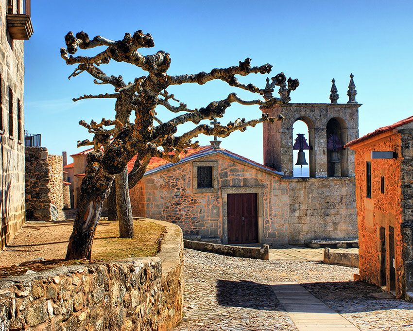 castelo rodrigo portugal