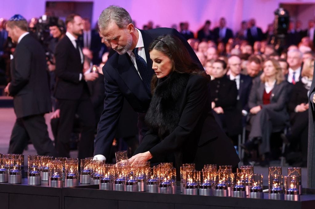 Felipe VI y Doña Letizia acuden a la 80 conmemoracion de la liberacion de Auschwitz