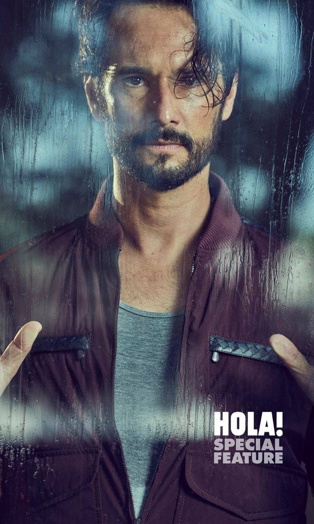 Rodrigo Santoro HOLA! Special Feature