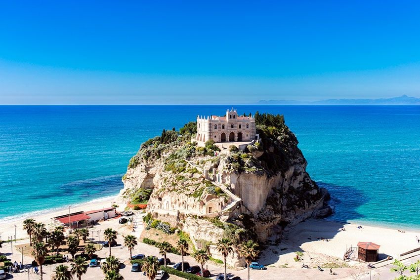 marina dell isola tropea gettyimages 651425793