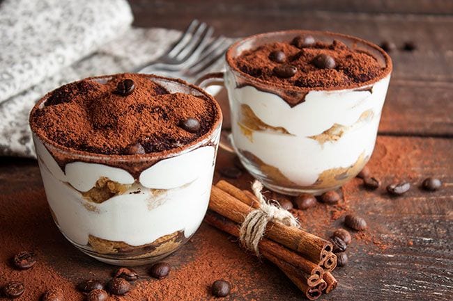 receta-tiramisu-facil-postres-en-vaso