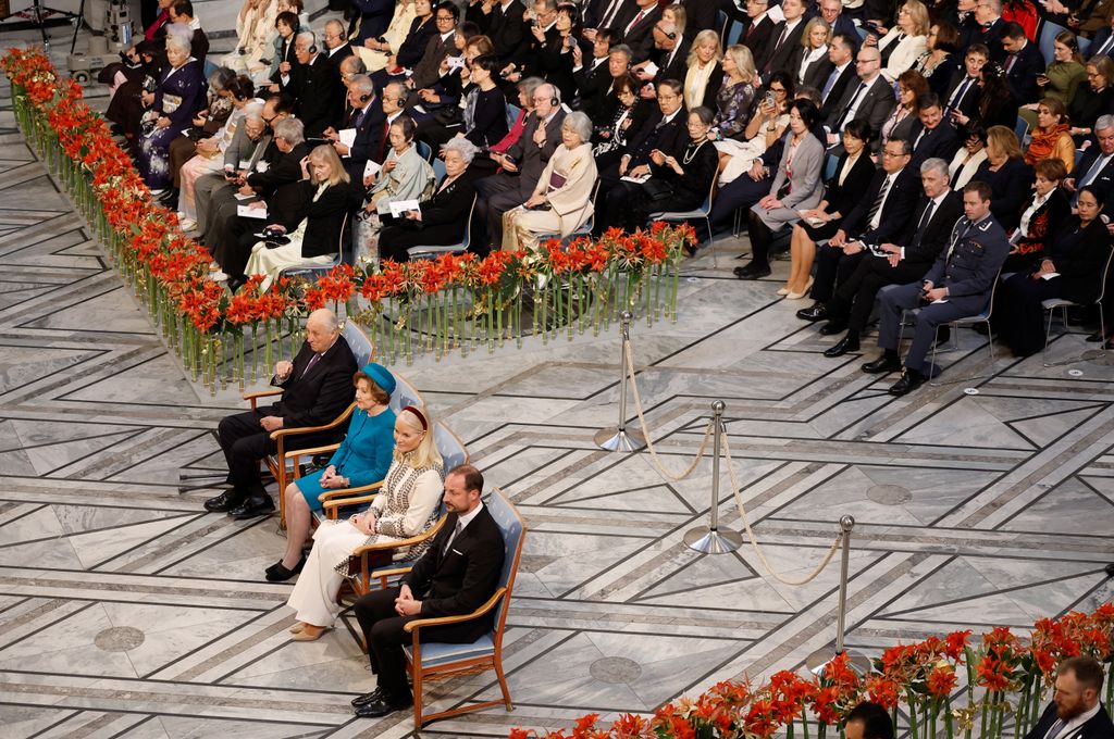 Haakon y Mette-Marit acompañan a los reyes de Noruega en la entrega del Nobel de la Paz en medio de las preocupaciones familiares 