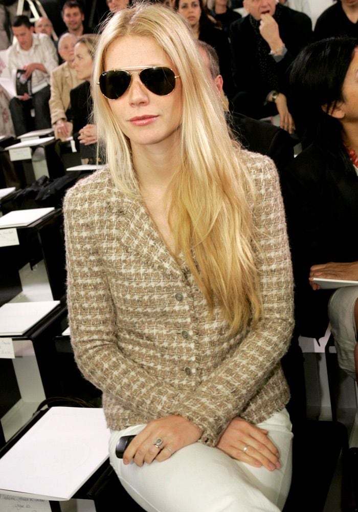 gwyneth paltrow front row chanel a