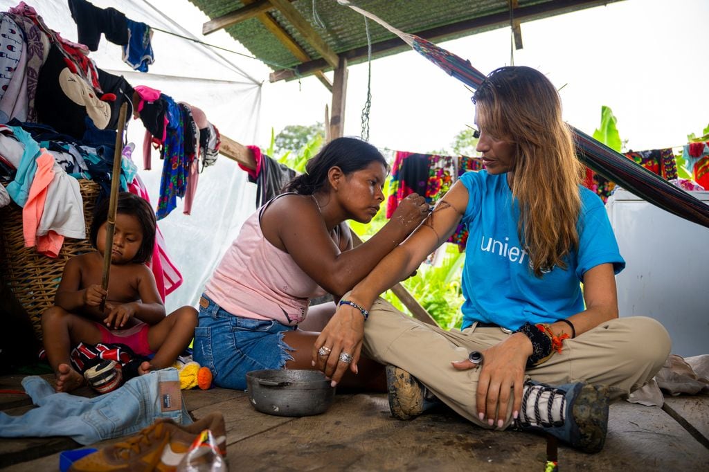 Sara Carbonero visita el Darién con UNICEF