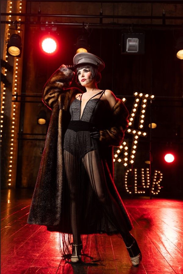 Itatí Cantoral en la obra de teatro 'Cabaret'