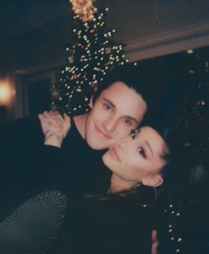 Ariana Grande y Dalton Gómez