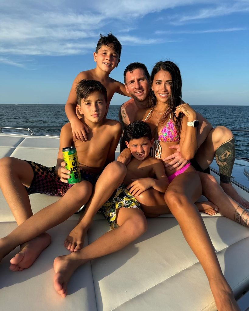 Lionel Messi, Antonela Roccuzzo y sus hijos.