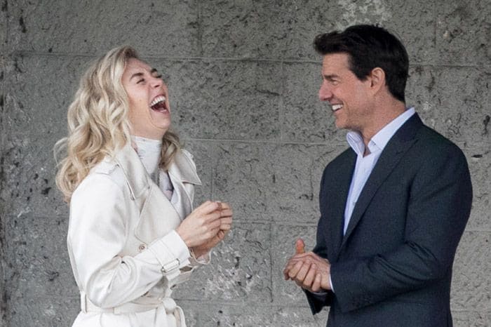 Vanessa Kirby y Tom Cruise en el set de Misión Imposible 6