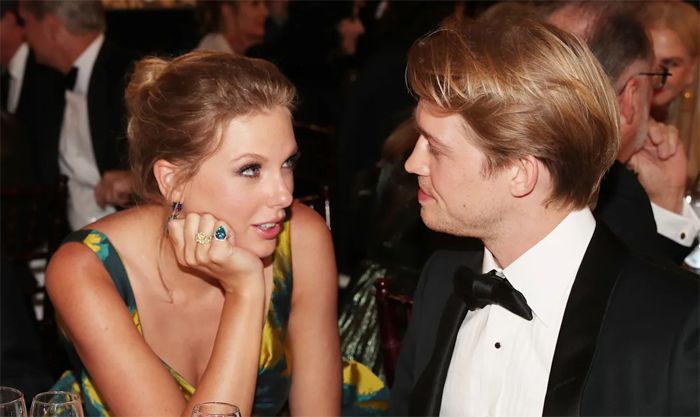 Taylor Swift y Joe Alwyn no se casaron, según el equipo de la artista