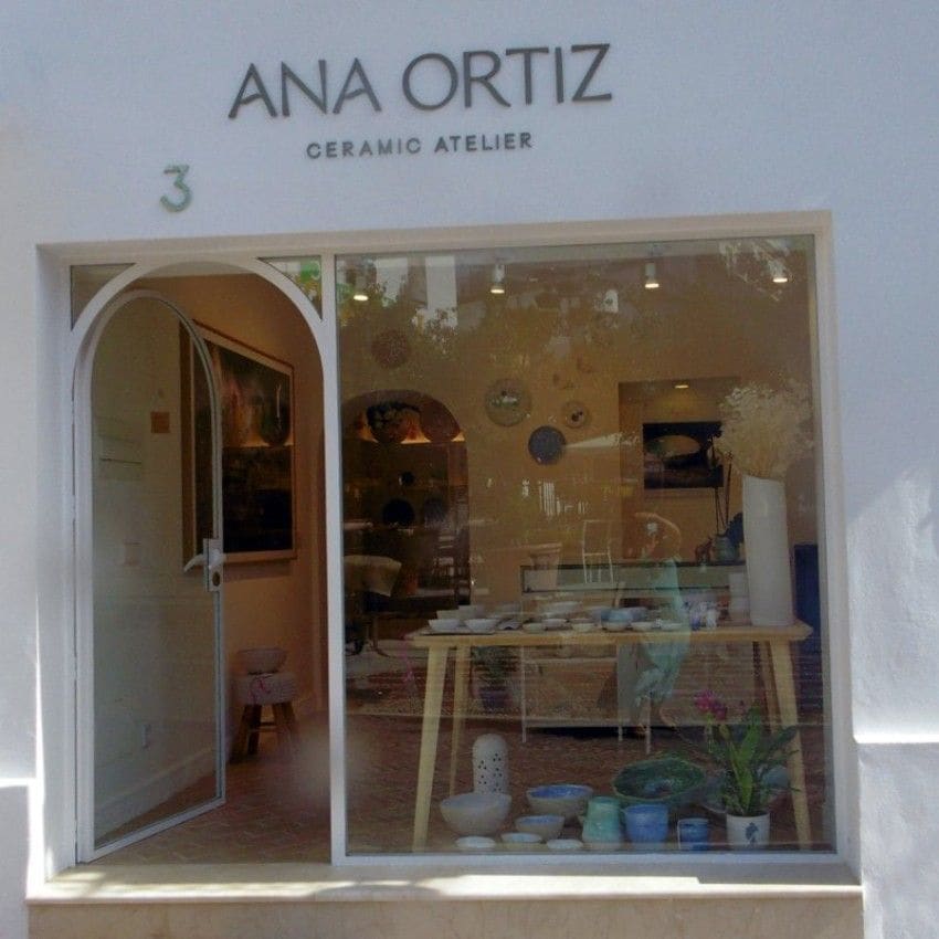 Tienda de artesanía de Ana Ortiz en el casco antiguo de Marbella.