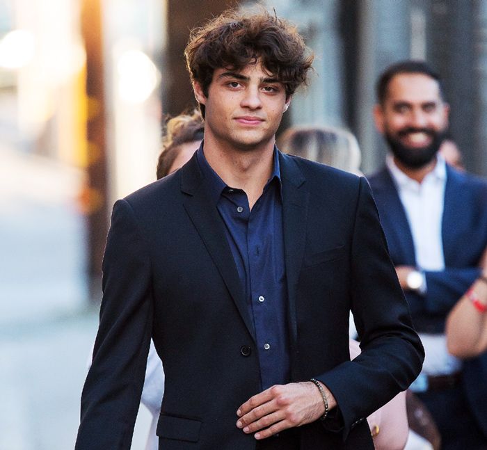 El nuevo novio de América se llama Noah Centineo y ya ha conquistado internet