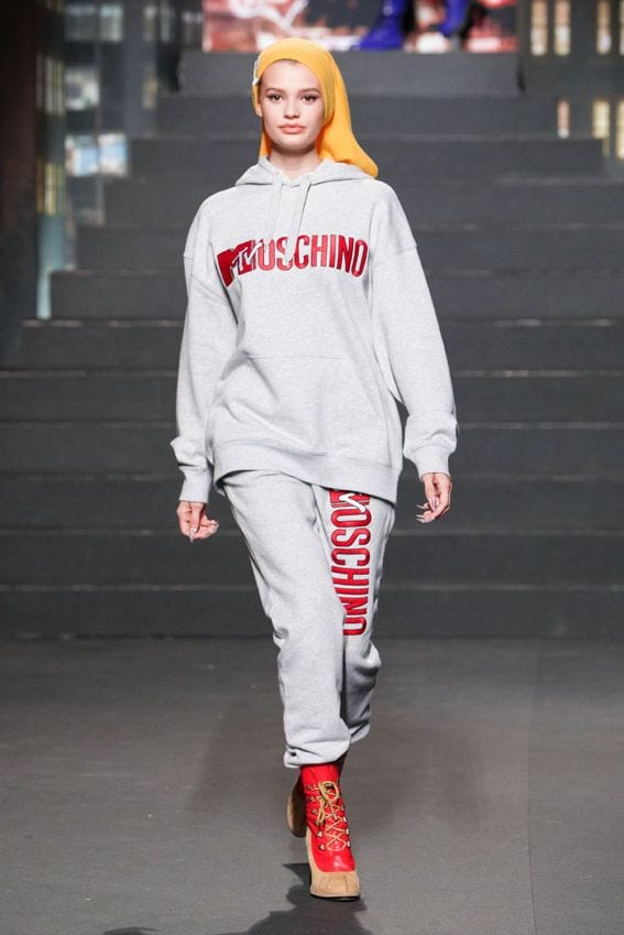 moschino_hm016a