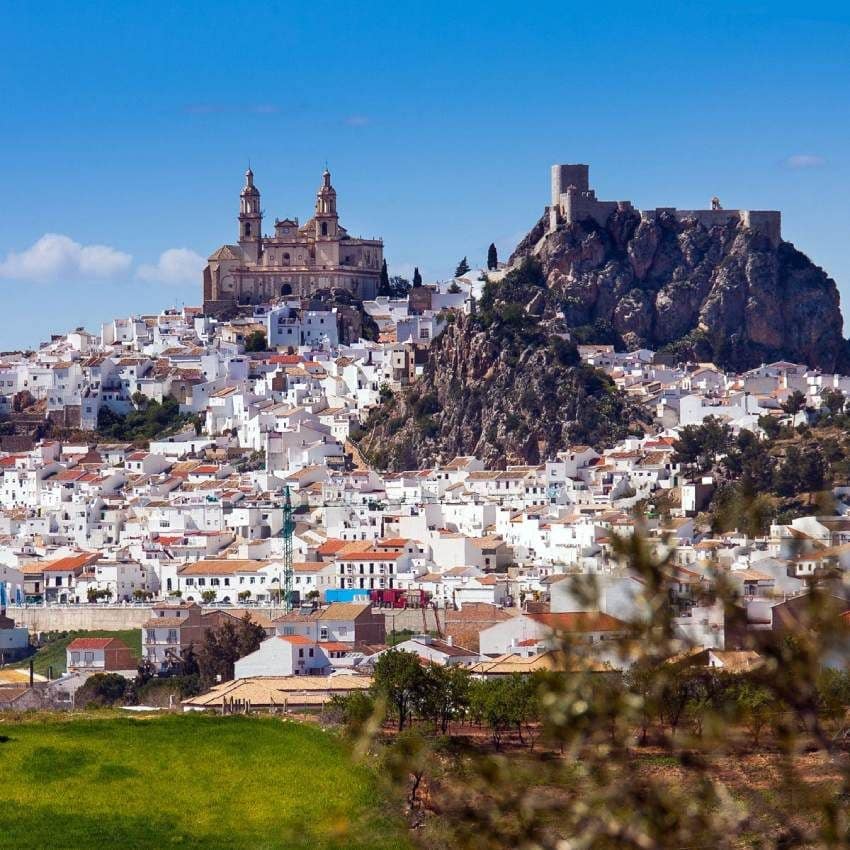 olvera pueblo de cadiz capital del turismo rural 2021