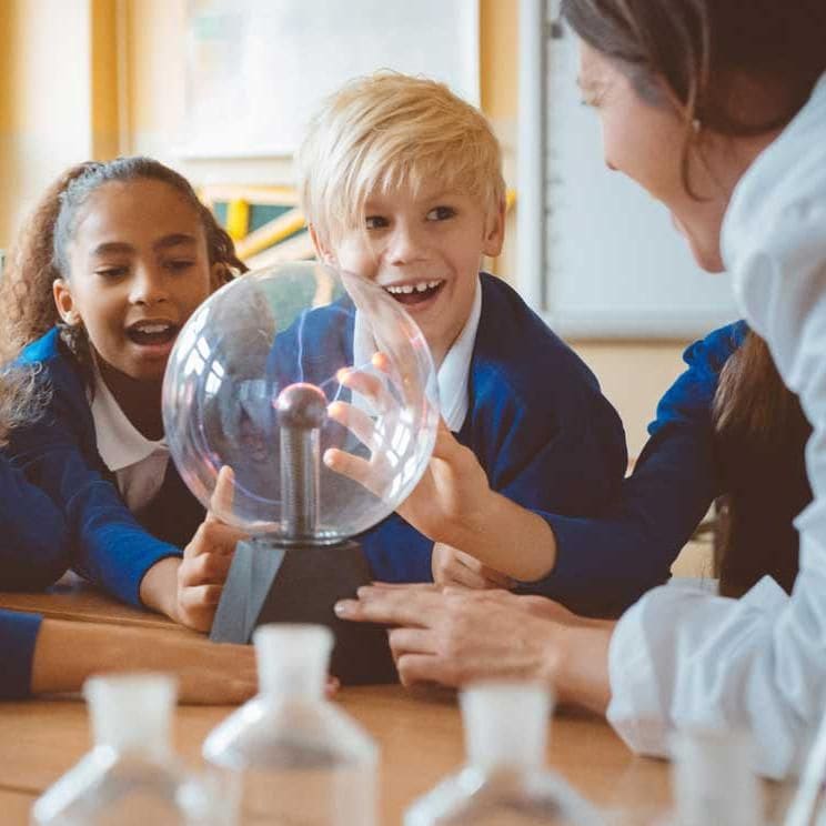 Niños en clase