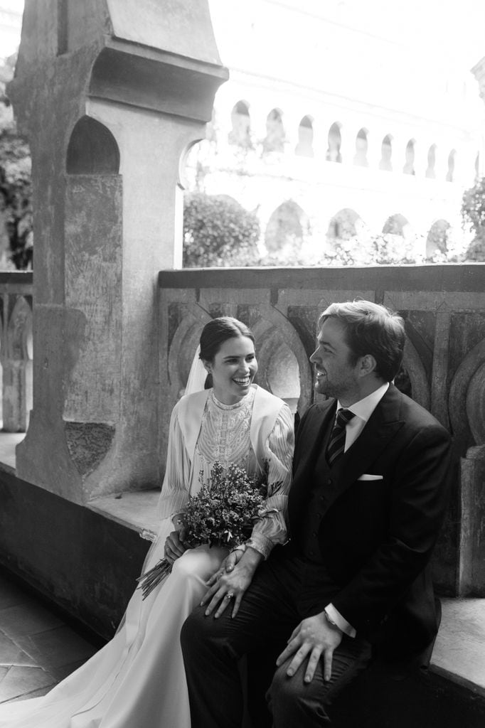 Boda en Cáceres de Alicia con vestido plisado