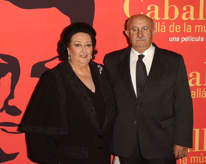 Montserrat Caballé y Bernabé Martí en un acto público