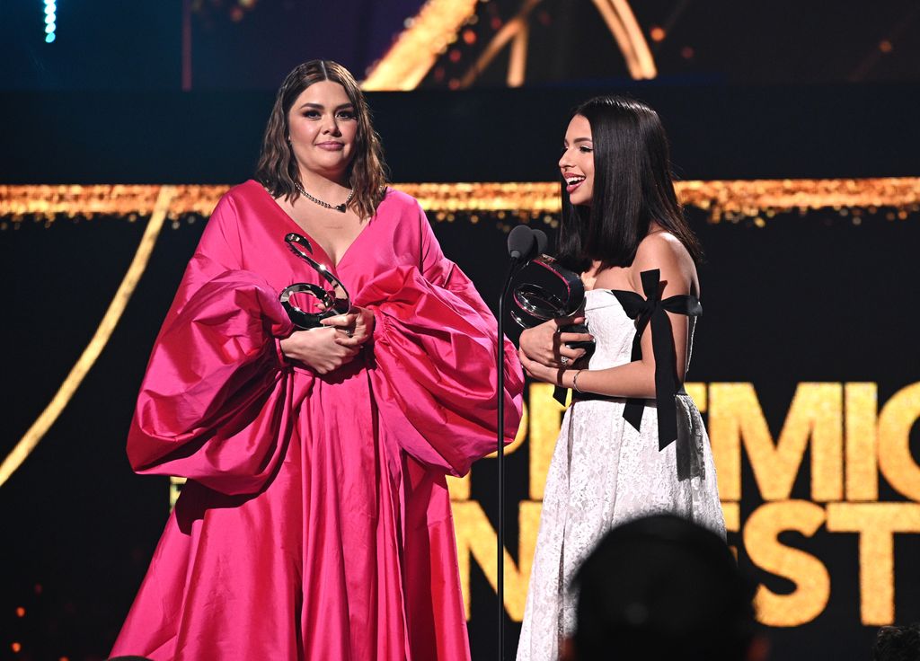 El año pasado, Ángela Aguilar y Yurida ganaron el Premio lo Nuestro a Mejor Canción Mariachi/Norteña por 'Qué agonía'.