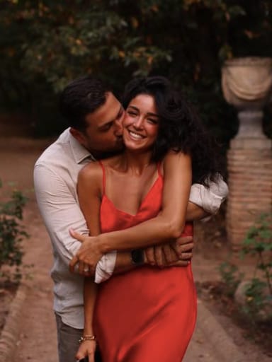 Ale Capetillo se comprometió con su novio Nader Shoueiry, 