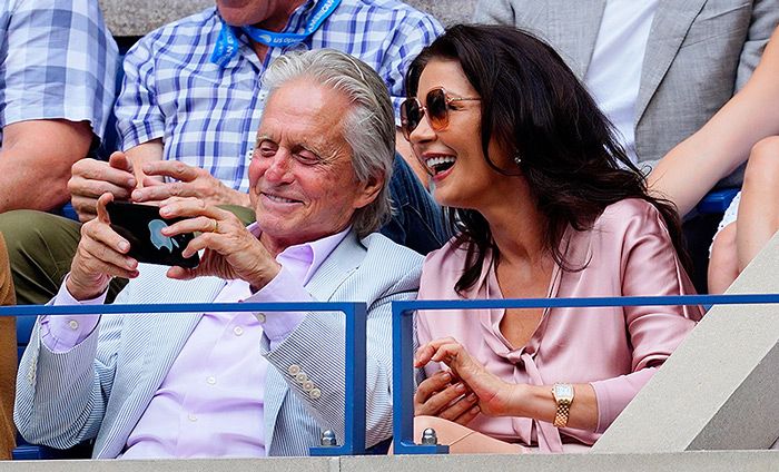 Catherine Zeta JOnes y Michael Douglas