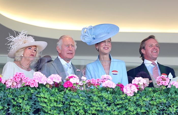 Lady Gabriella y Thomas Kingston con los reyes Carlos y Camilla