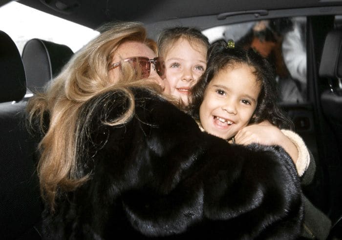 Rocío Jurado con Rocío Flores y Gloria Camila