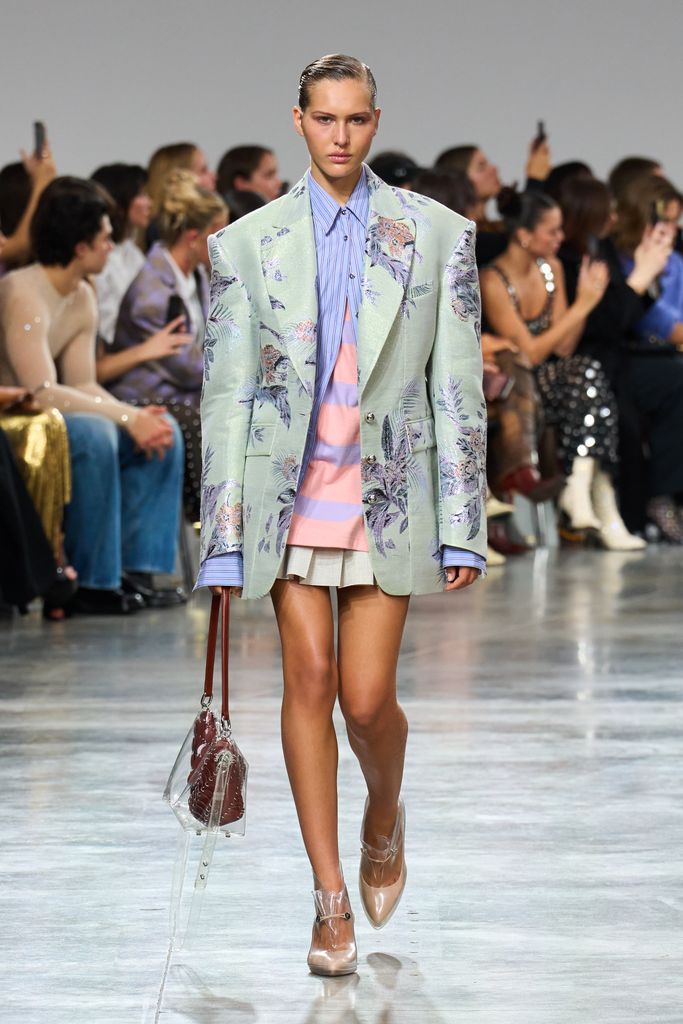 Paris Fashion Week: Rabanne Primavera/Verano 2025