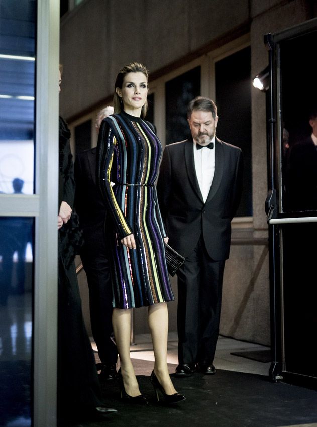 La madre de Elon Musk imita el estilo de la reina Letizia