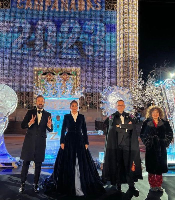 Risto Mejide junto a Mariló Montero, Antonio Castelo y Virginia Riezu en las campanadas de Mediaset