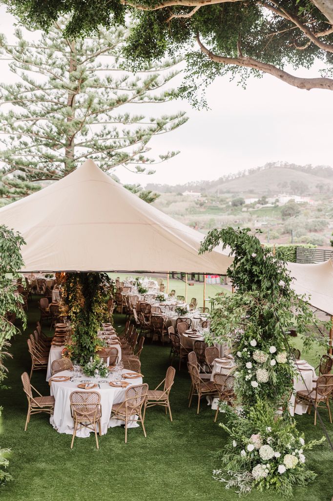 Carpas de boda al aire libre para lluvia