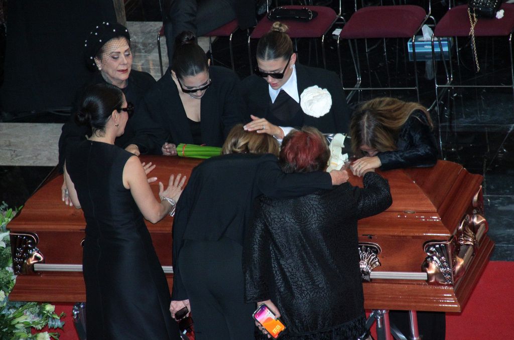 Funeral de Silvia Pinal