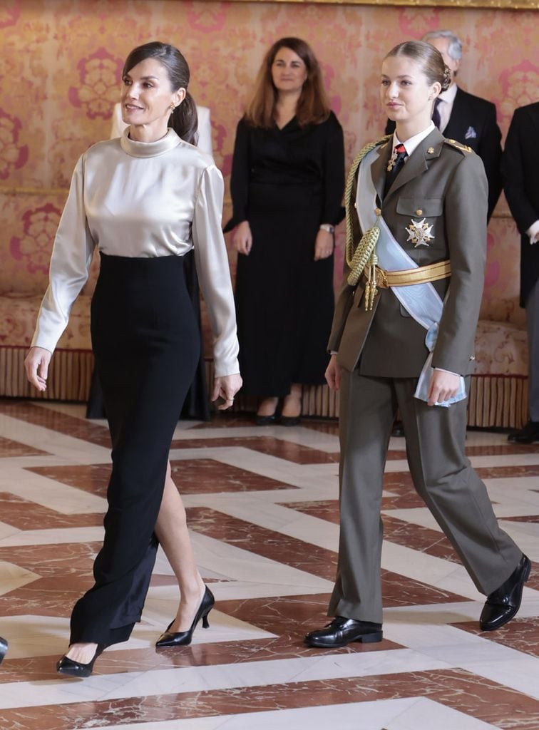 La reina Letizia y su primer look de 2024 con moda española en la Pascua Militar