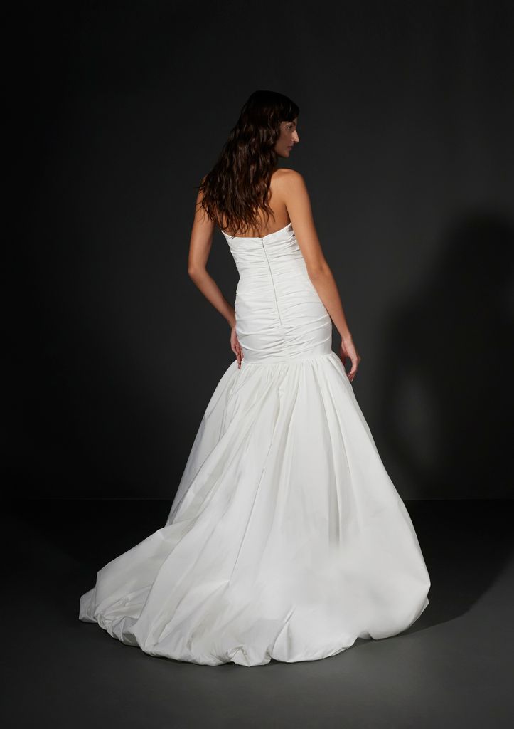 Pronovias x Vera Wang