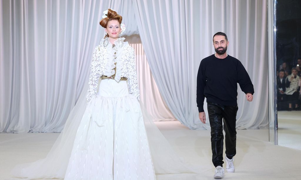 Giambattista Valli : Runway - Paris Fashion Week - Haute Couture Spring Summer 2023