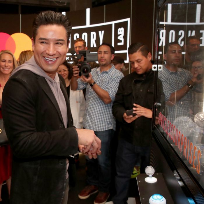 mario lopez mastercard