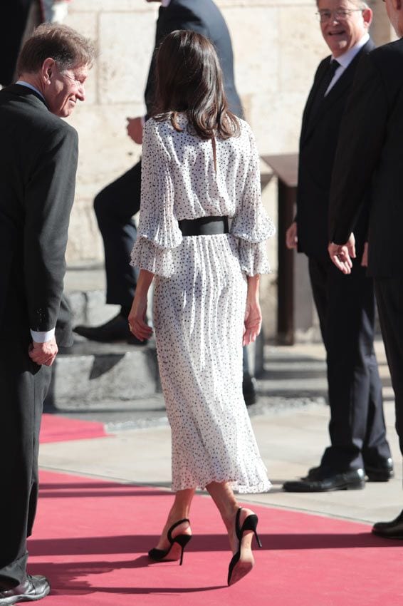 Reina Letizia vestido lunares