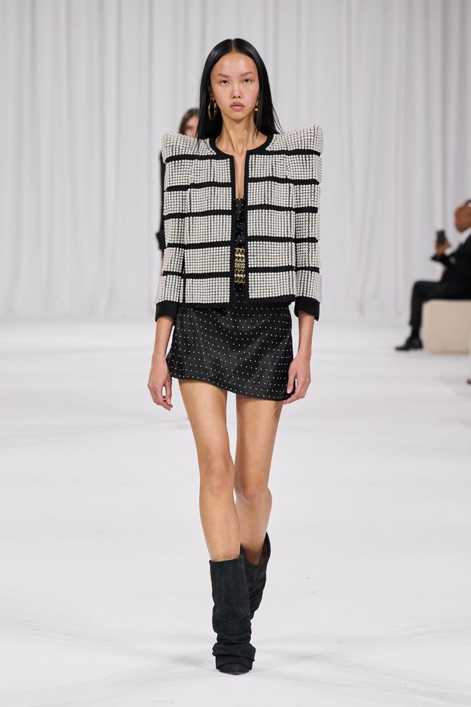 Paris Fashion Week: Balmain Primavera/Verano 2025