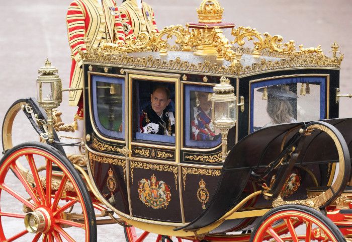 La Procesión de coronación y la Procesión del Rey