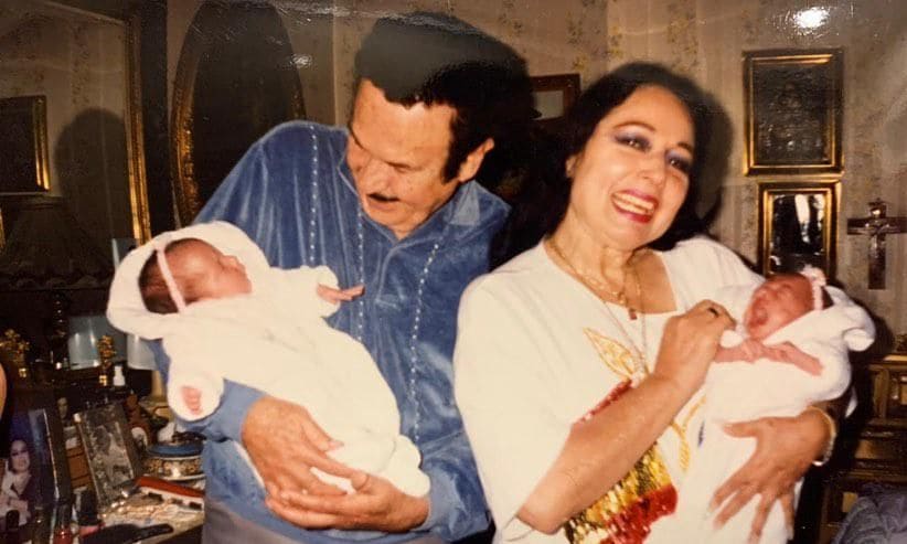 majo y susana aguilar con sus abuelos flor silvestre y antonio aguilar