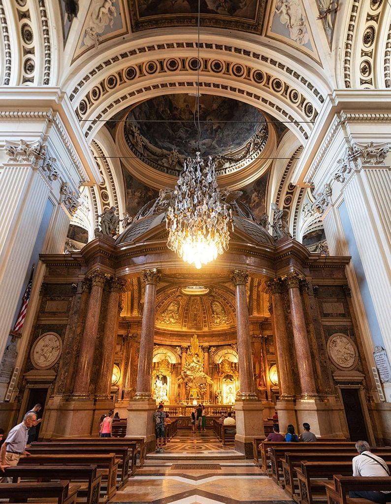 Interior de la catedral-basílica del Pilar, Zaragoza