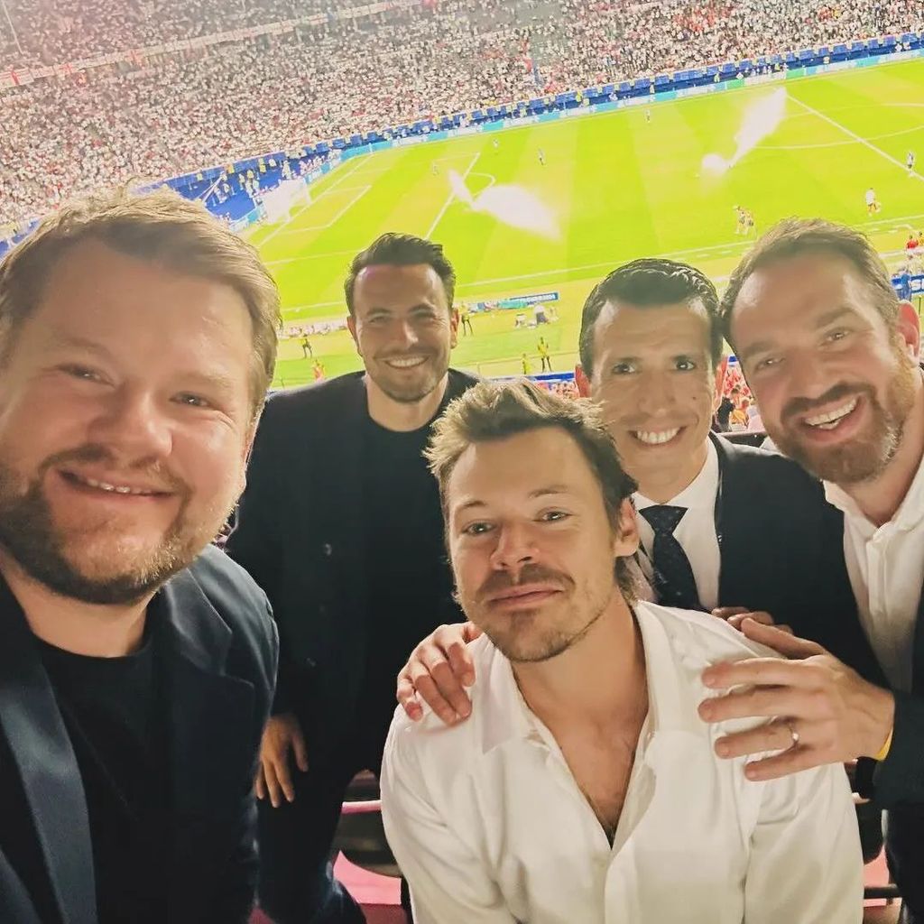 Harry Styles y James Corden. Final Eurocopa 2024. Berlín