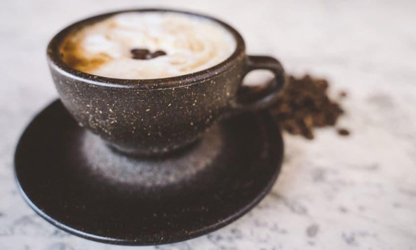 Las tazas del desayuno están fabricadas con posos de café.