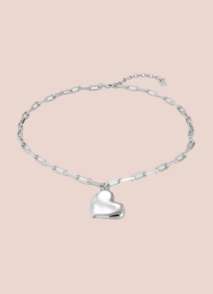 collar con corazón de Uno de 50