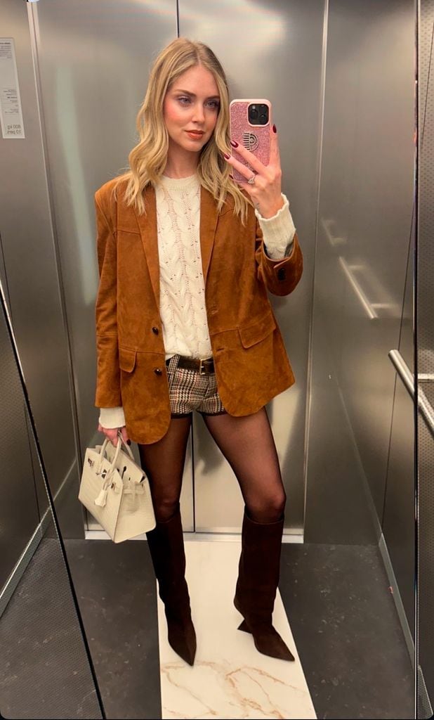 Chiara Ferragni con jersey y microshorts