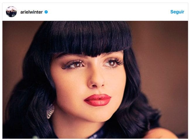 Ariel Winter look estilo vamp