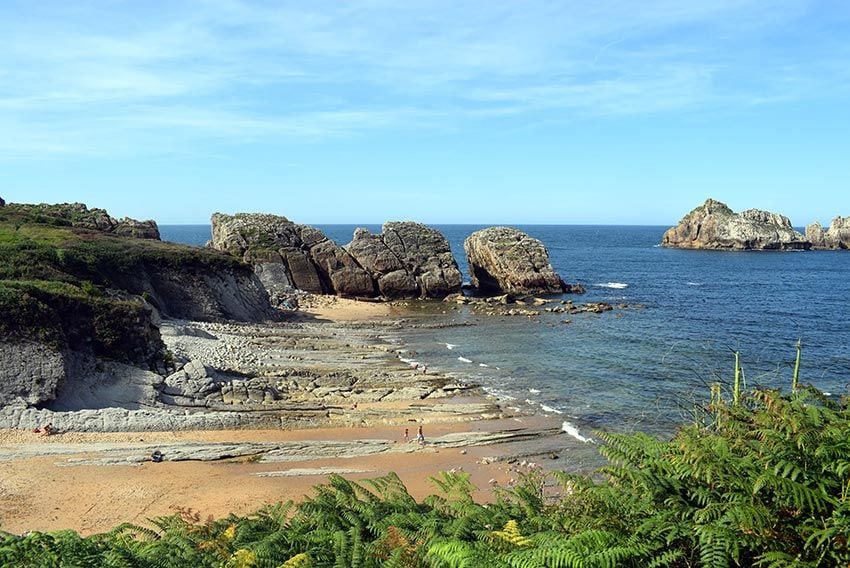 playa cerrias liencres