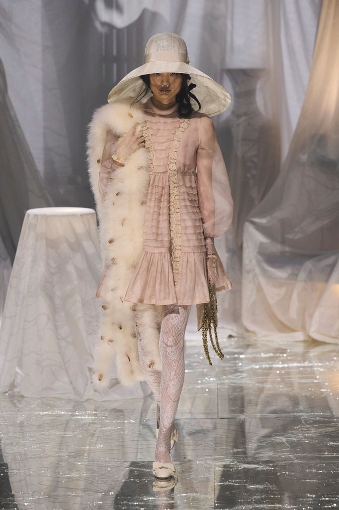 Paris Fashion Week: Valentino Primavera/Verano 2025